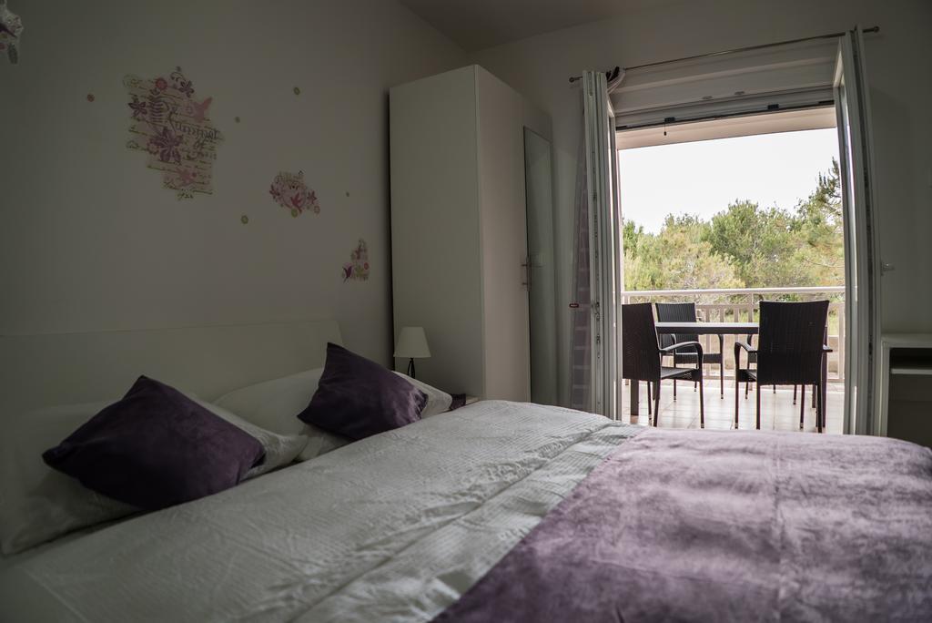 Apartments Malina วีร์ ภายนอก รูปภาพ